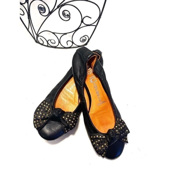 Jeffrey Campbell Shoes - Jeffrey Campbell “Haley” Flats 